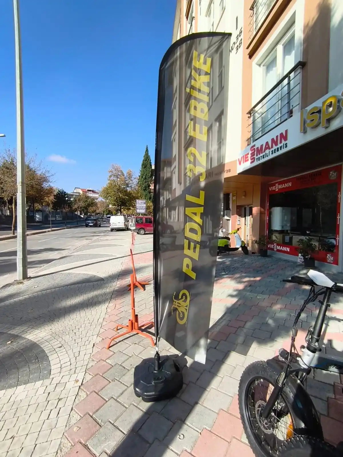 bisikletci-yelken-bayrağı-3