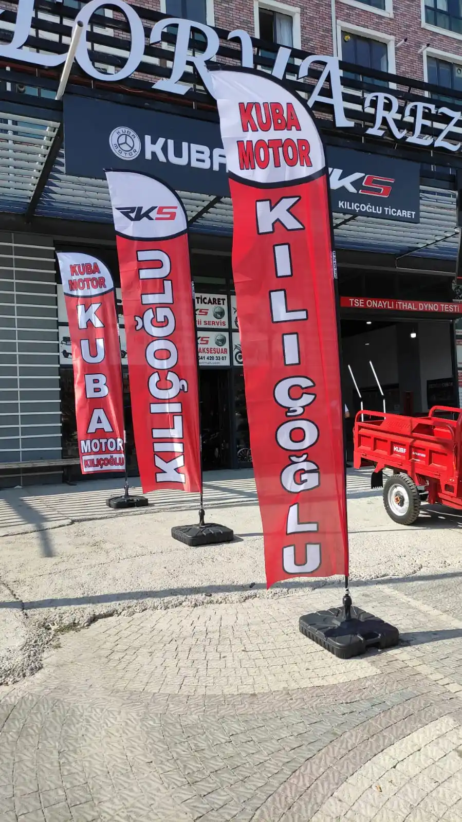 Otomobil Markaları Yelken Bayrağı-4