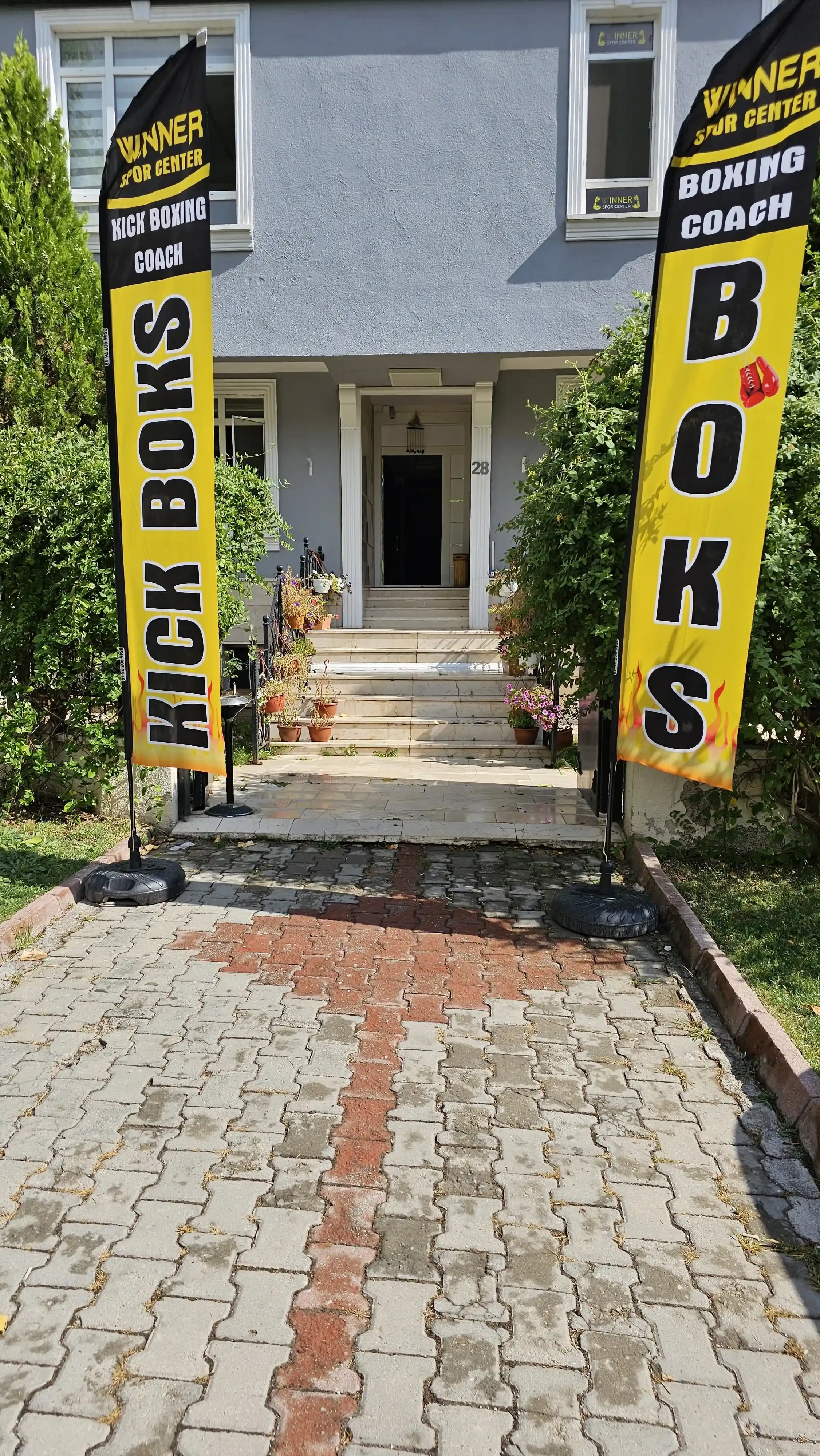 Spor Salonu Yelken Bayrağı-31